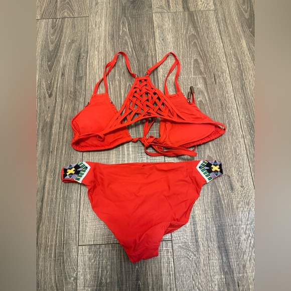 RED CARTER Azteca 2pc Bikini Swimsuit Set Women's Red Small - Picture 5 of 6